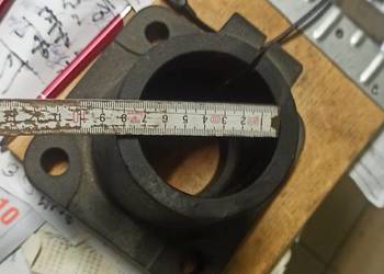 mocowanie do mechanizmu posuwu stopa żeliwna