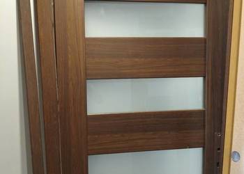 Drzwi wewnętrzne z ościeżnicami regulowanymi