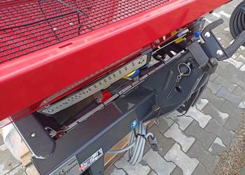 Rozsiewacz nawozów KUHN RAUCH MDS 18,2 NOWY