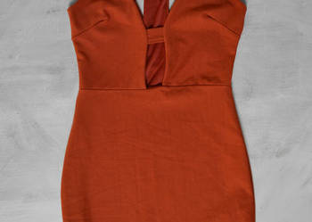 ruda sukienka z rozcięciami S Edge clothing midi