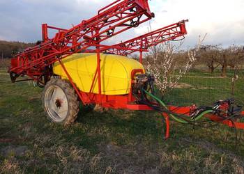 Opryskiwacz polowy Bury Pelikan 2000L