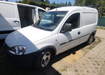 Opel combo 1.7 diesel 80km Isuzu 2002r zdrowy bez rdzy