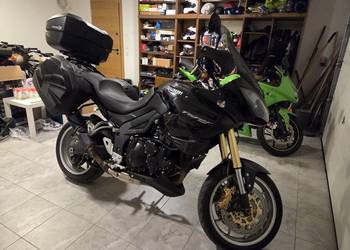 Triumph Tiger 1050 2009 trzy oryginalne kufry motocykl turystyczny grzane
