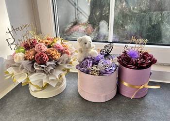 Bukiety Flower box zestaw ze wstążek i mydełek