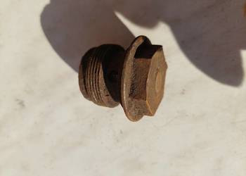 Korek filtra oleju Junak M07 M10 oryg.