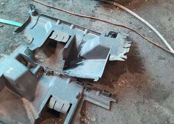 Kierownica powietrza lewa prawa Peugeot 5008 I
