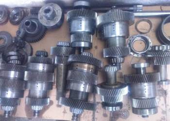 New Holland Ford 8670,8970,8770 g 240 g 210 Części skrzyni k