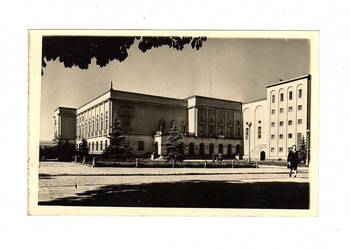 KIELCE WOJEWÓDZKI DOM KULTURY CZARNO BIAŁA