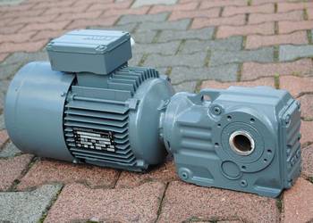 Motoreduktor kątowy 1.5kw. 221obr./min. firmy SEW