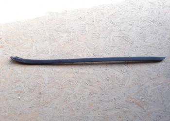 BMW 2 F46 LISTWA USZCZELKA SZYBY LEWA 7331507