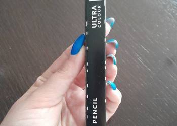 Kredka do oczu Avon Ultra Colour Kohl Pencil 1,2g True Black.