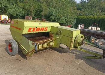 Prasa kostkująca wysokiego zgniotu Claas Constant
