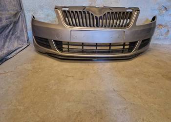 Zderzak przedni Skoda Fabia 2 lift  LF8H  ładny
