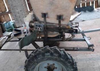 Rozsiewacz do nawozu