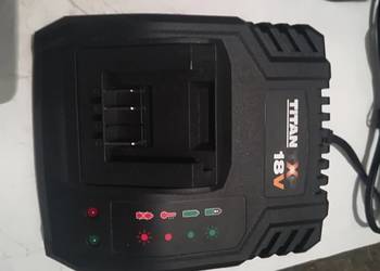 ŁADOWARKA TITAN TTB805CHR 18V-powystawowa,stan idealny