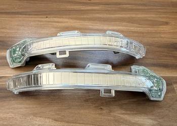 Migacze/kierunki lusterek VW golf 8 (VIII)