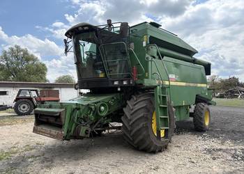 Kombajn John Deere 2266