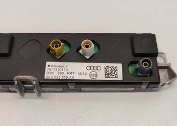 AUDI A4 B8 A5 8T WZMACNIACZ ANTENY 8K5035225AA