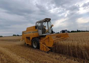 Kombajn zbożowy Sampo Rosenlev 580 (Massey Ferguson 16, Bizon Sampo 2020)