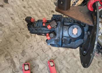 Skrzynia Pompa Jazdy BOBCAT Doosan 401 00358B