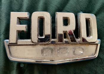 Emblemat, logo, znaczek Ford 8000 z lat 70-ych
