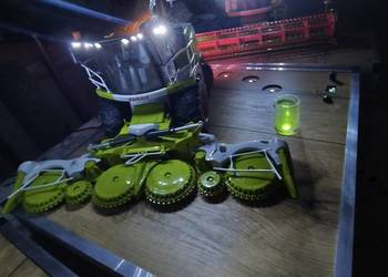 Nalewator Claas Jaguar  kombajn do wódki wyjątkowy Prezent Nalewak do wódki