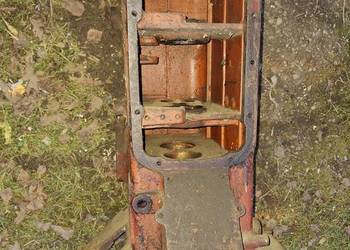 Obudowa skrzyni biegów ursus c 328 / C330