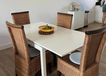 Krzesła rattanowe 4 sztuki