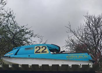 Skuter wodny skorupa