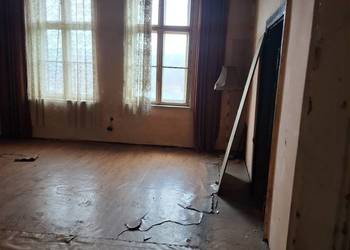 Sprzedam lub wynajmne mieszkanie o powierzchni domu 112 mkw do gruntow