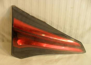 Toyota RAV4 lift lampa prawa tylna prawy tył klapa