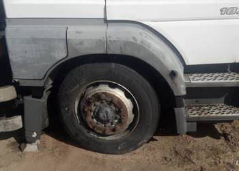 Mercedes Axor Atego stopień prawy nadkole błotnik
