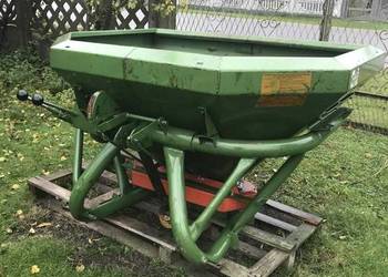 Rozsiewacz Amazone ZA-F 804R. Rozsiewacz Amazone ZA-F 804R.
