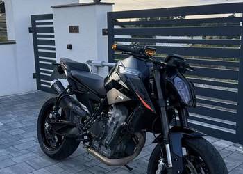 KTM DUKE 890