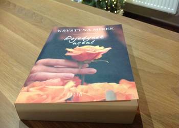 Książka Powieść POJEDYNEK UCZUĆ - KRYSTYNA MIREK