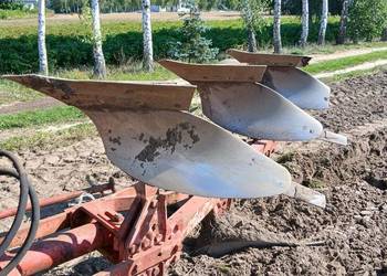 Pług 3 skibowy obrotowy krone