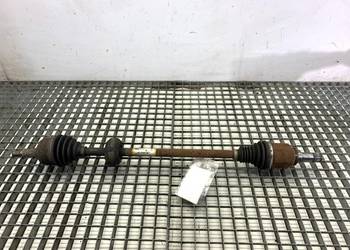 PÓŁOŚ PRAWY PRZÓD DACIA DOKKER 391006276R 1.6 83KM PRZEGUB