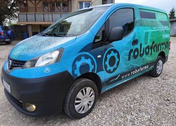 Prywatny bus Zadbany Nissan NV 200 salon Polska