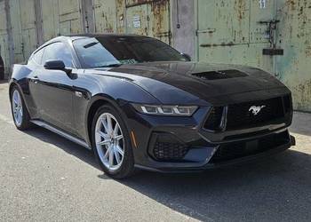 Sprzedam Ford Mustng 5.0 GT Manual 8500km!!