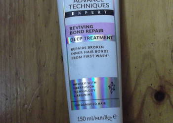 Odbudowująca kuracja do włosów Avon