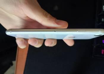 Sprzedam Iphone 8