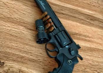 Wiatrówka - Rewolwer Dan Wesson 8"