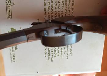 Pistolet podróżny kapiszonowy