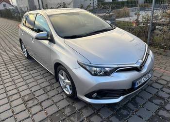 TOYOTA AURIS 1,33 B LIFT lekko uszkodzona