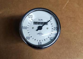 Pannonia panonia licznik z biała tarcza i z czarną tarczą