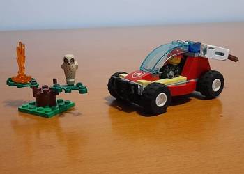 Lego pożar w lesie 60247 mały samochód strażacki