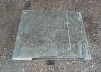 Bespo  PN- 75/B-13056  szyba  drzwi Tarpan, Żuk  Nysa Polonez FSO Bespo  PN- 75/B-13056  szyba  drzwi Tarpan, Żuk  Nysa Polonez FSO