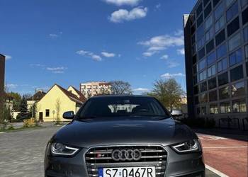 AUDI S4 Limousine