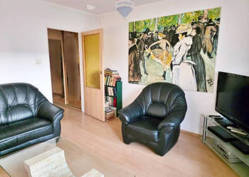 Pierwsze piętro, 3 pokoje, balkon