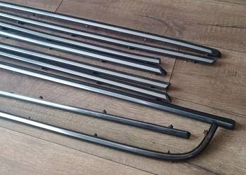 Listwy ozdobne chrom w123